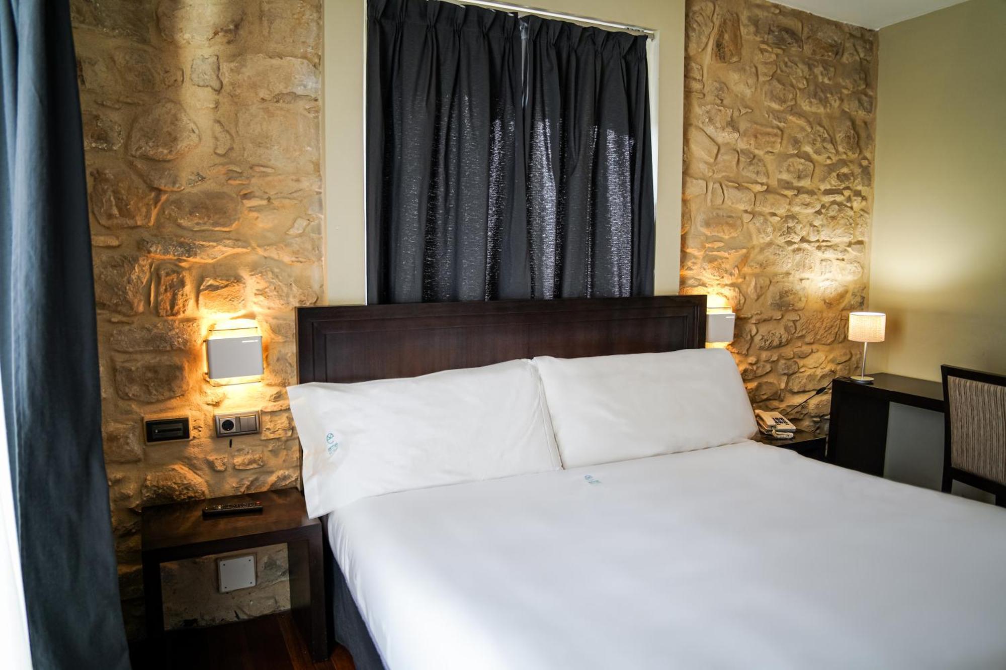 Hotel Baeza Monumental By Eme Hoteles Εξωτερικό φωτογραφία