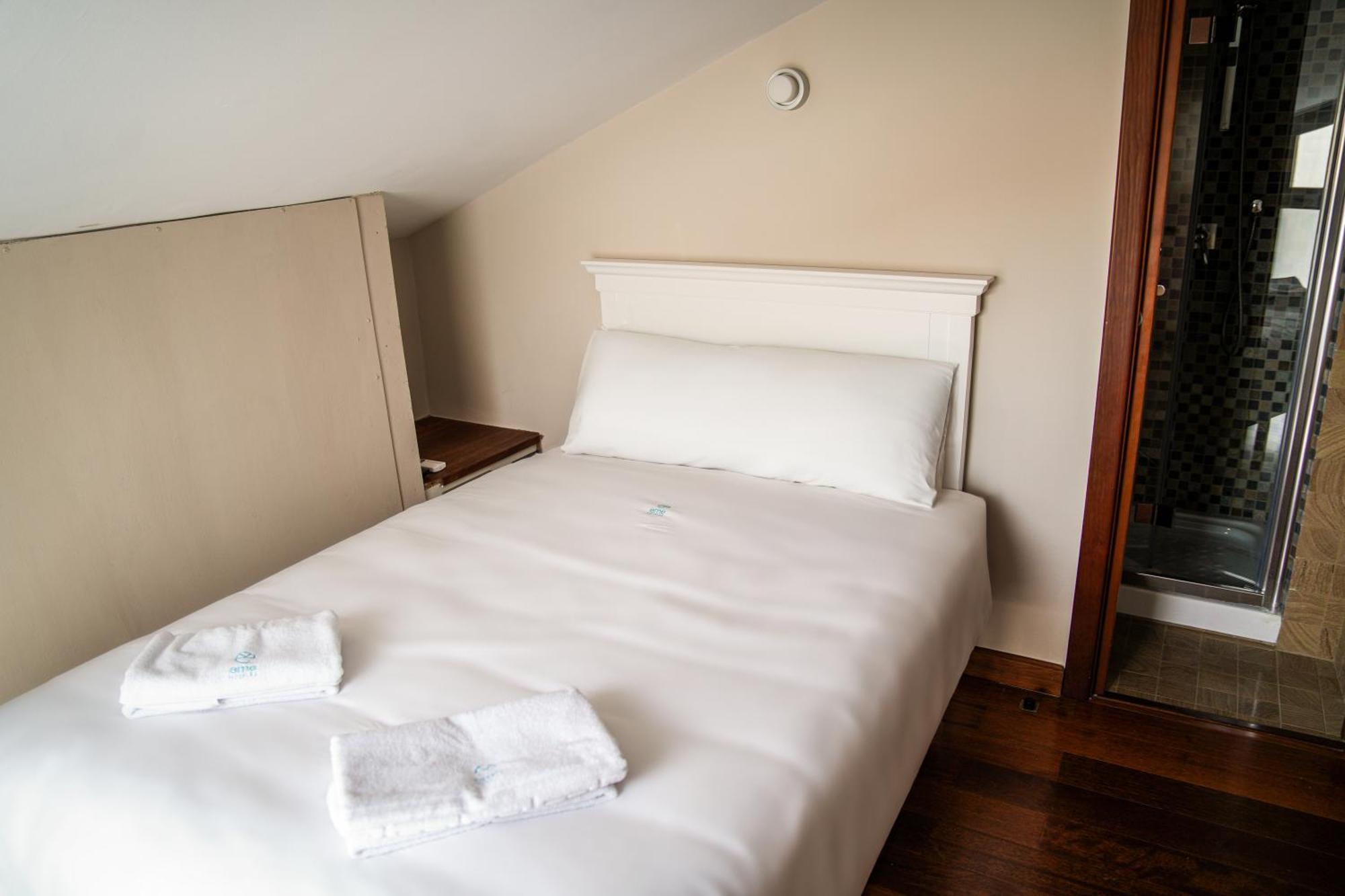 Hotel Baeza Monumental By Eme Hoteles Εξωτερικό φωτογραφία