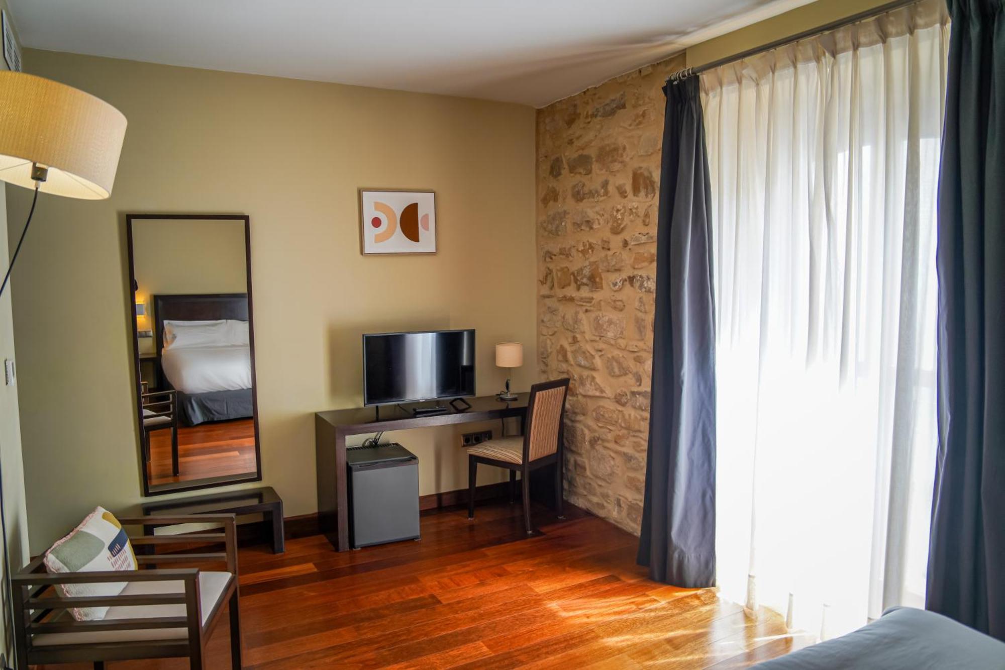 Hotel Baeza Monumental By Eme Hoteles Εξωτερικό φωτογραφία