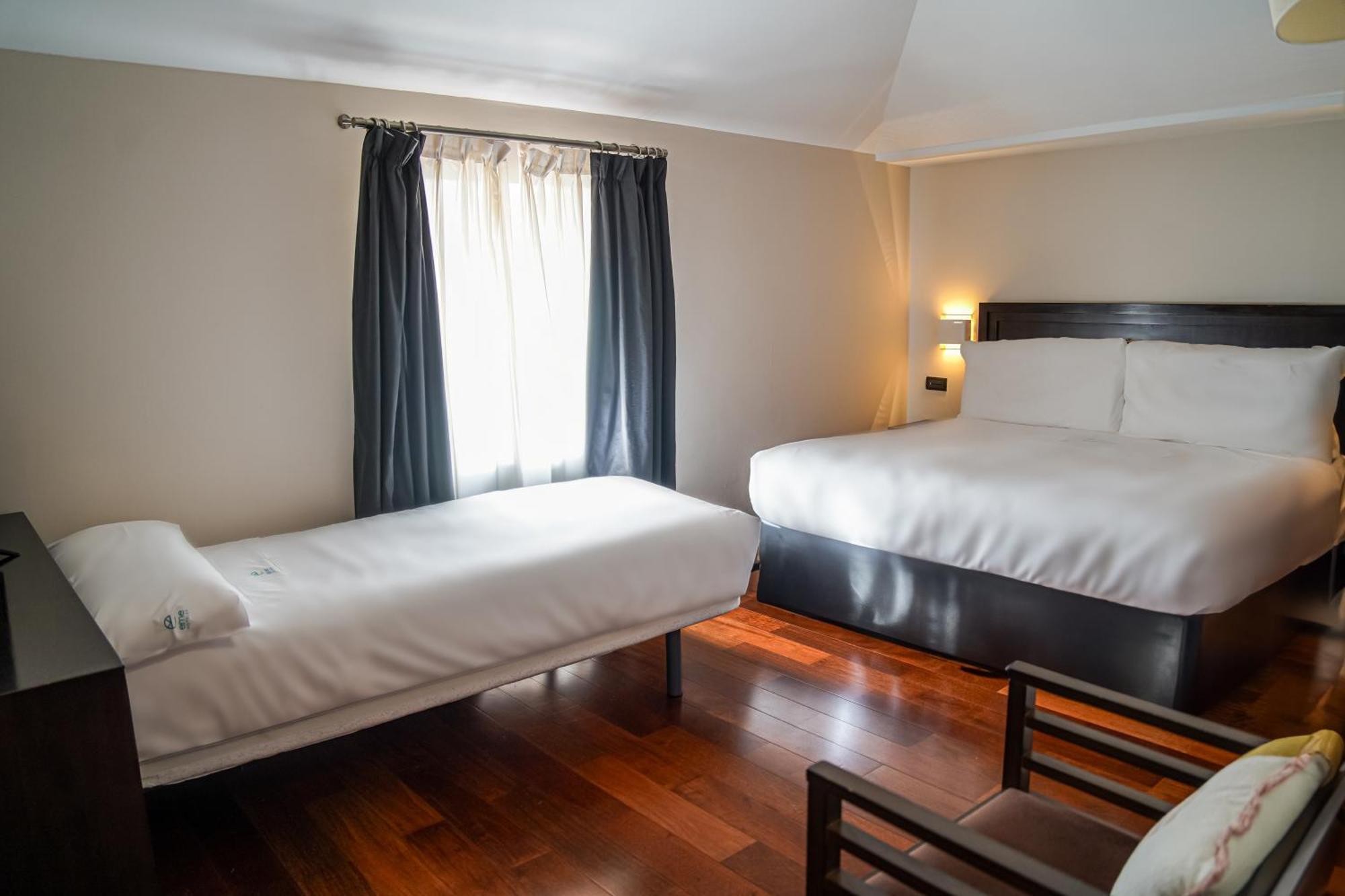 Hotel Baeza Monumental By Eme Hoteles Εξωτερικό φωτογραφία