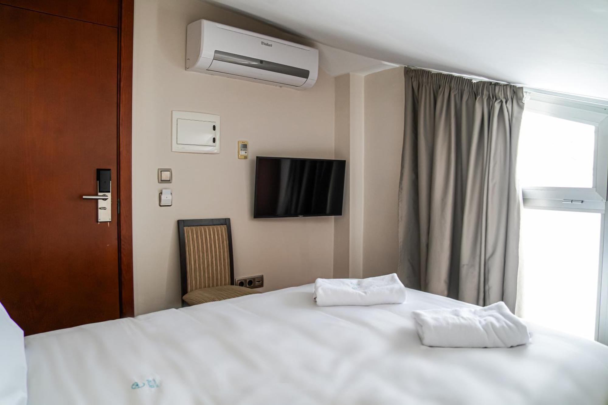 Hotel Baeza Monumental By Eme Hoteles Εξωτερικό φωτογραφία