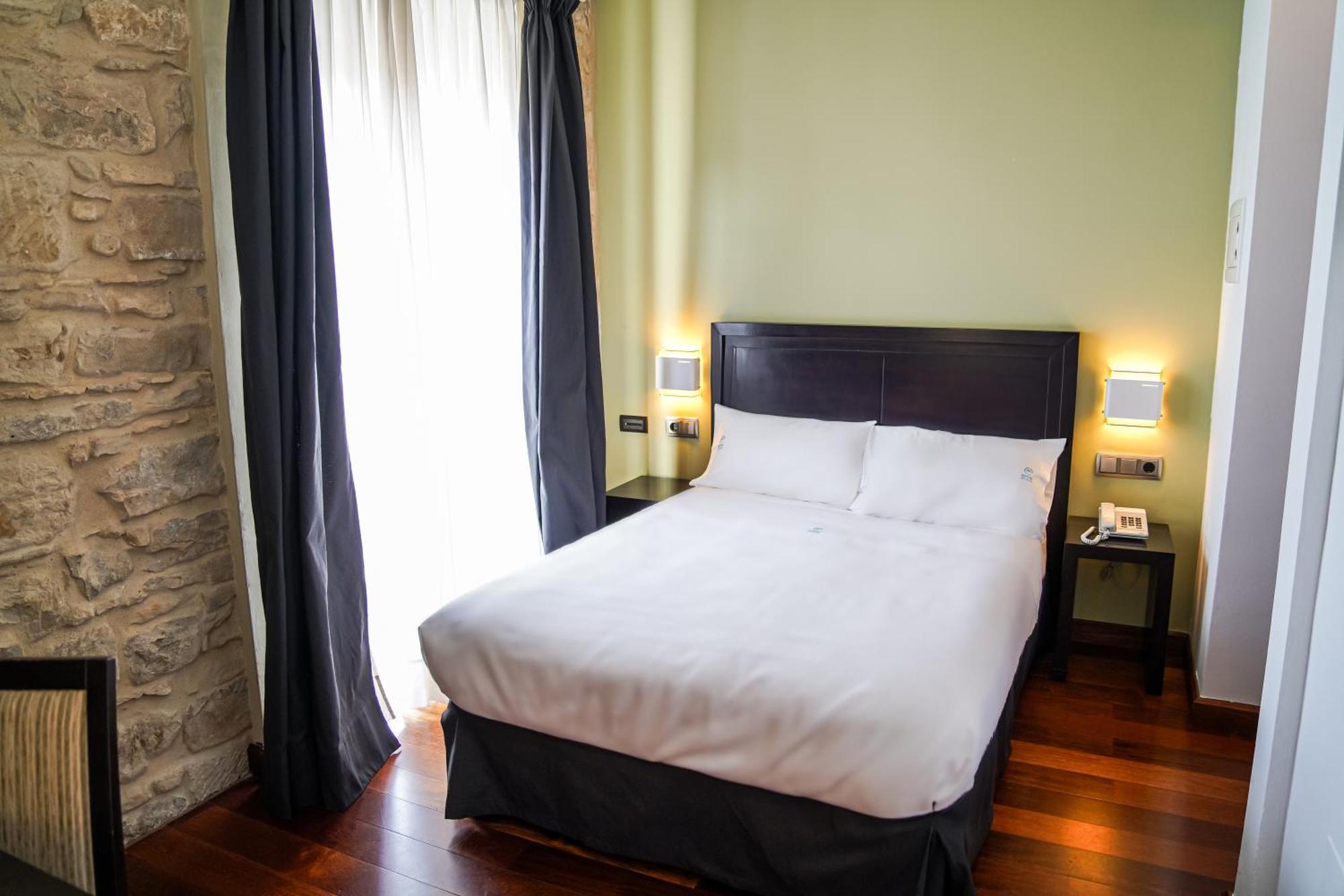Hotel Baeza Monumental By Eme Hoteles Εξωτερικό φωτογραφία